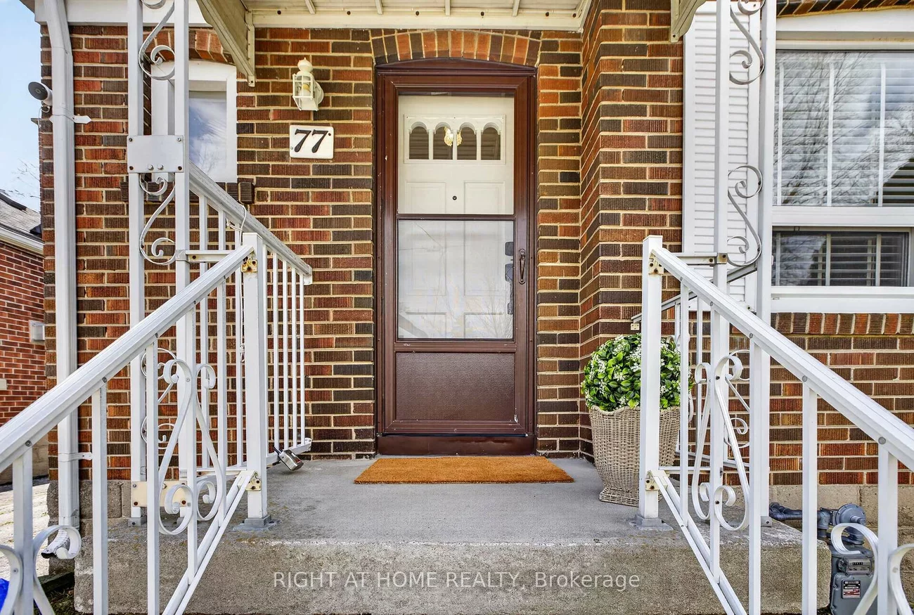 77, Elma, Mimico, Toronto