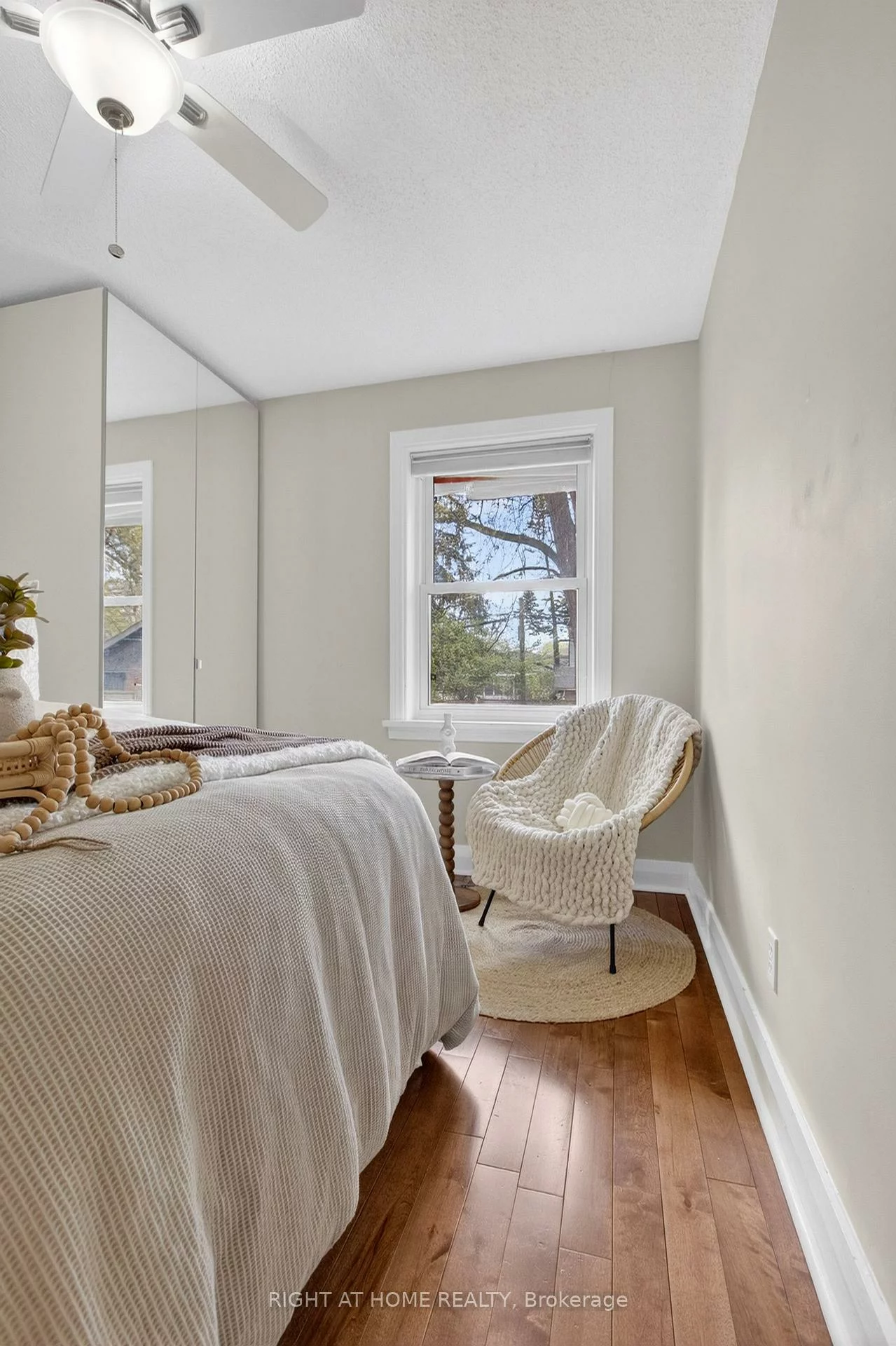 77, Elma, Mimico, Toronto