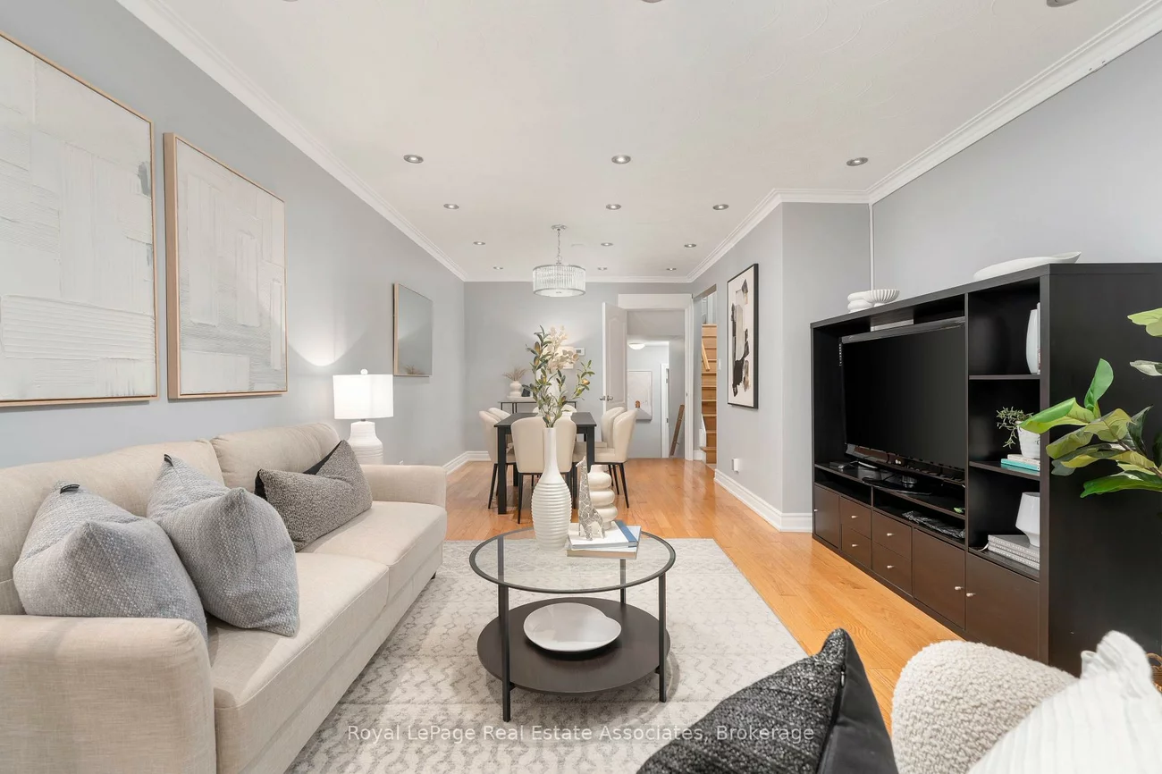 12, Anchor, Glenfield-Jane Heights, Toronto