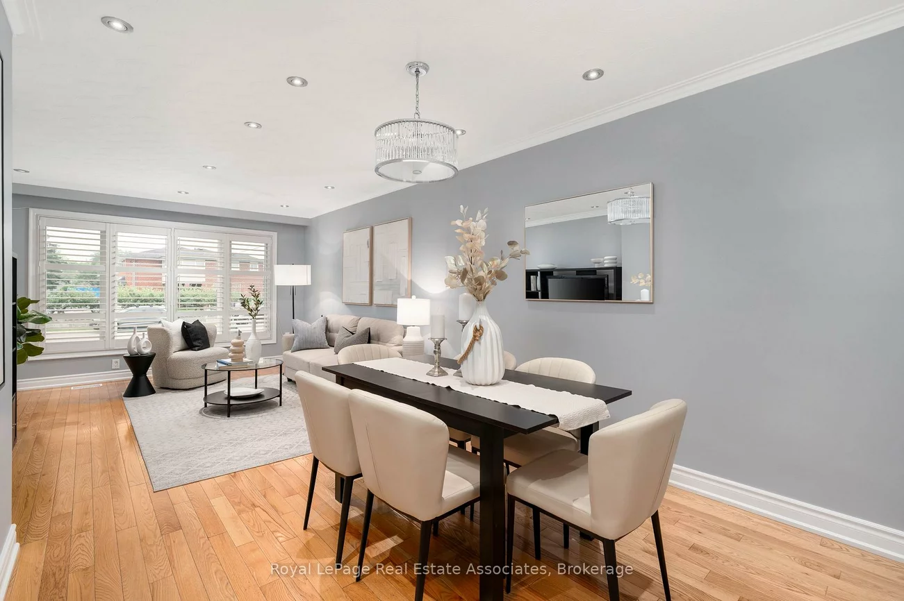12, Anchor, Glenfield-Jane Heights, Toronto