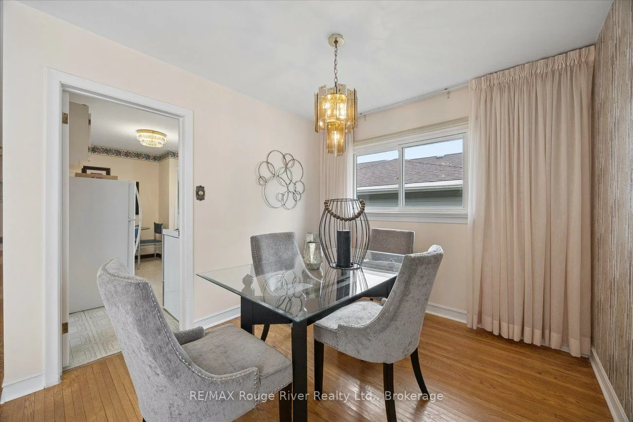 20, Tayrow, Rexdale-Kipling, Toronto