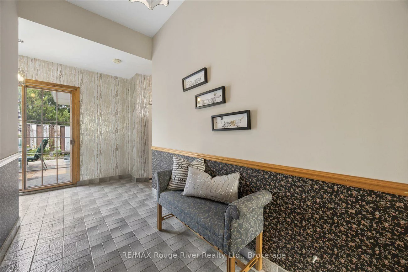 20, Tayrow, Rexdale-Kipling, Toronto