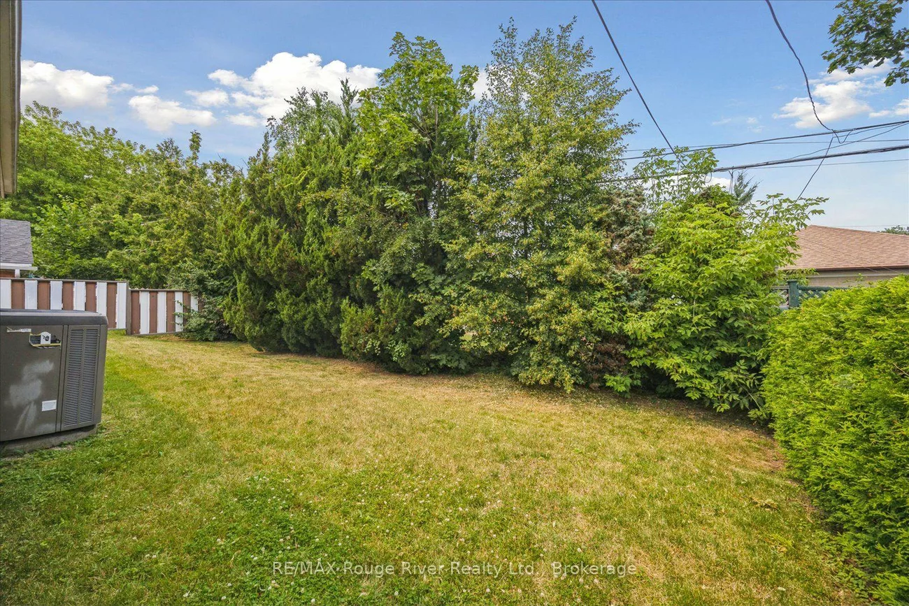 20, Tayrow, Rexdale-Kipling, Toronto