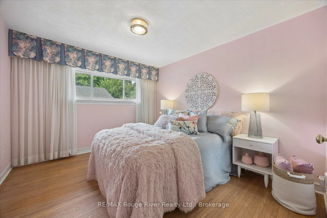 20, Tayrow, Rexdale-Kipling, Toronto