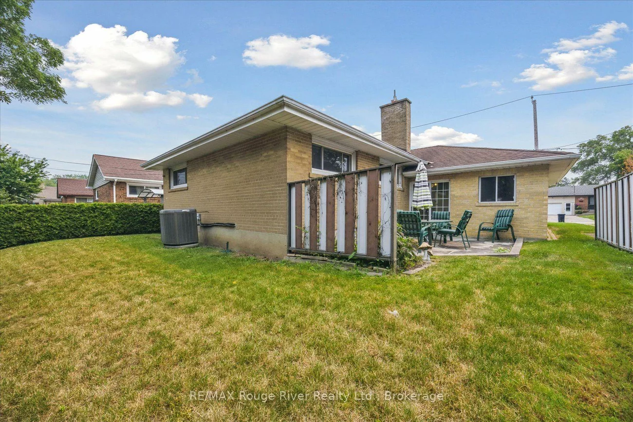 20, Tayrow, Rexdale-Kipling, Toronto