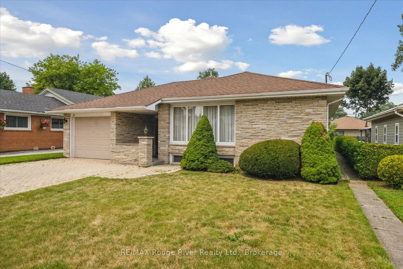 20, Tayrow, Rexdale-Kipling, Toronto