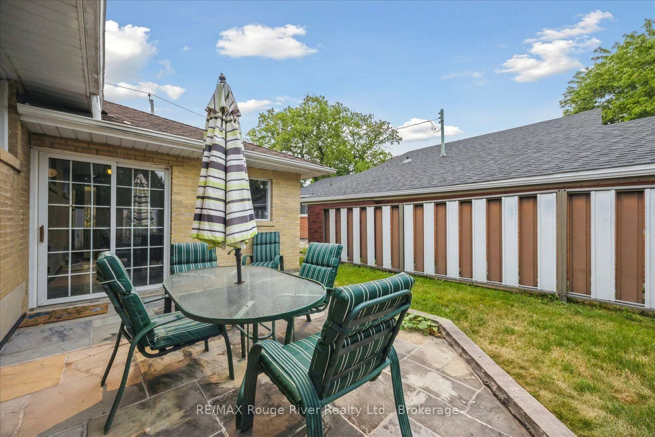 20, Tayrow, Rexdale-Kipling, Toronto