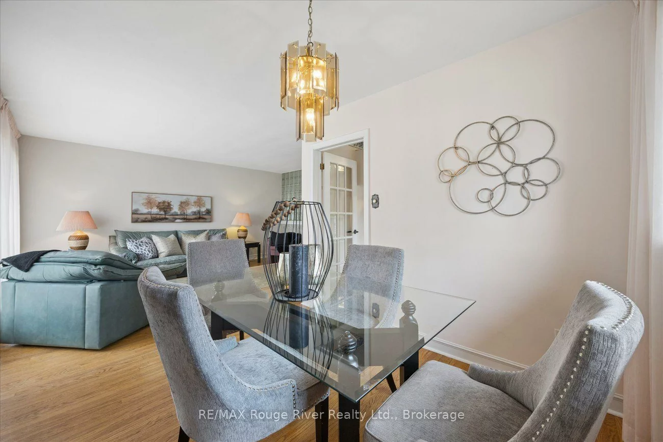 20, Tayrow, Rexdale-Kipling, Toronto