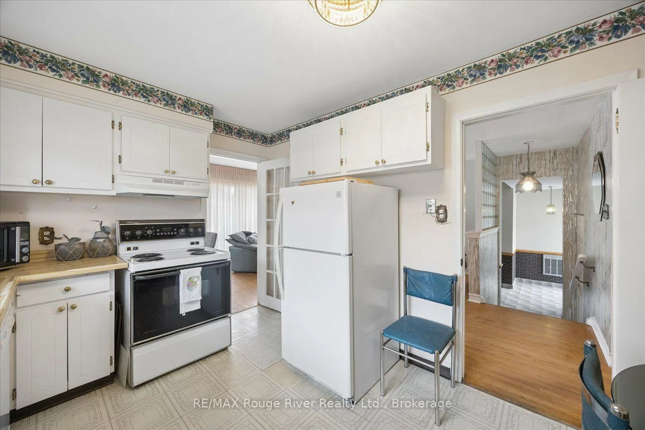 20, Tayrow, Rexdale-Kipling, Toronto