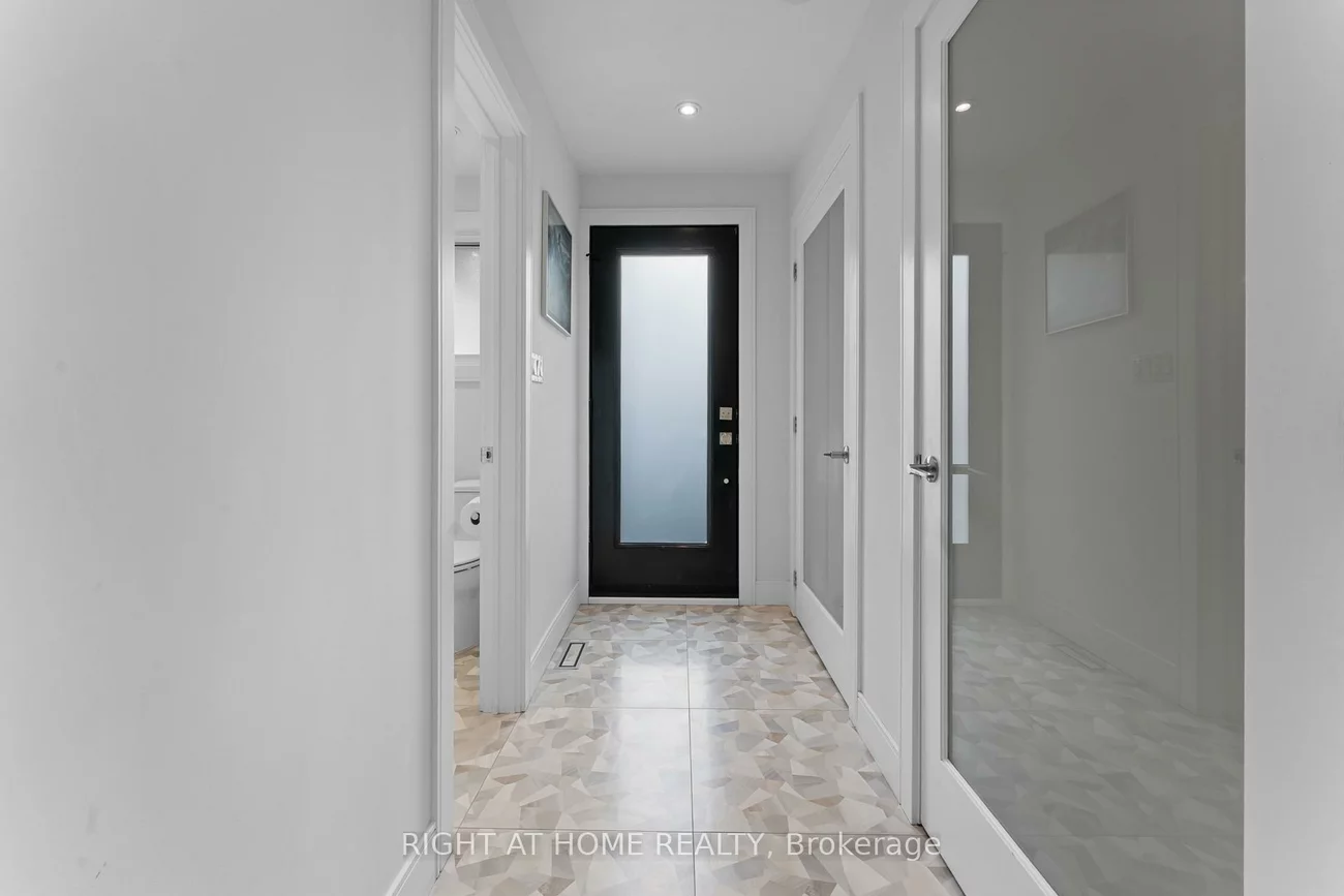 10, Wingrove, Islington-City Centre West, Toronto