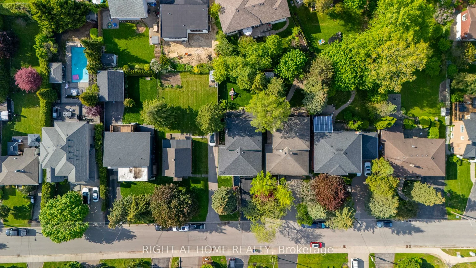 10, Wingrove, Islington-City Centre West, Toronto