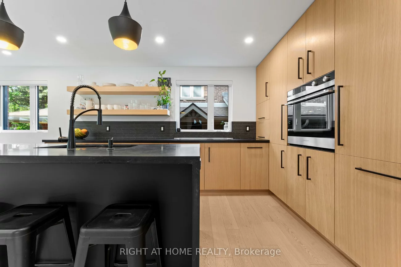10, Wingrove, Islington-City Centre West, Toronto