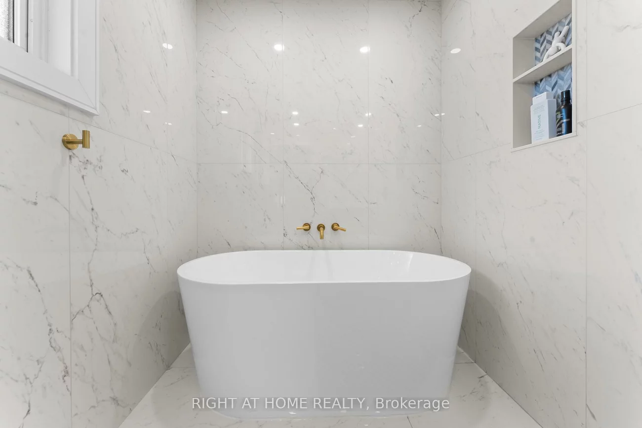 10, Wingrove, Islington-City Centre West, Toronto