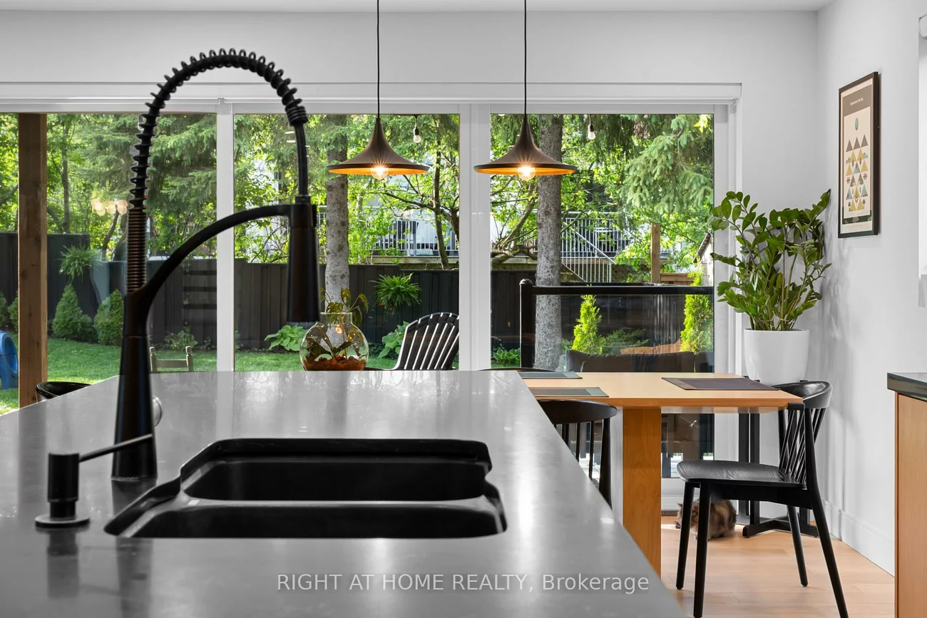 10, Wingrove, Islington-City Centre West, Toronto