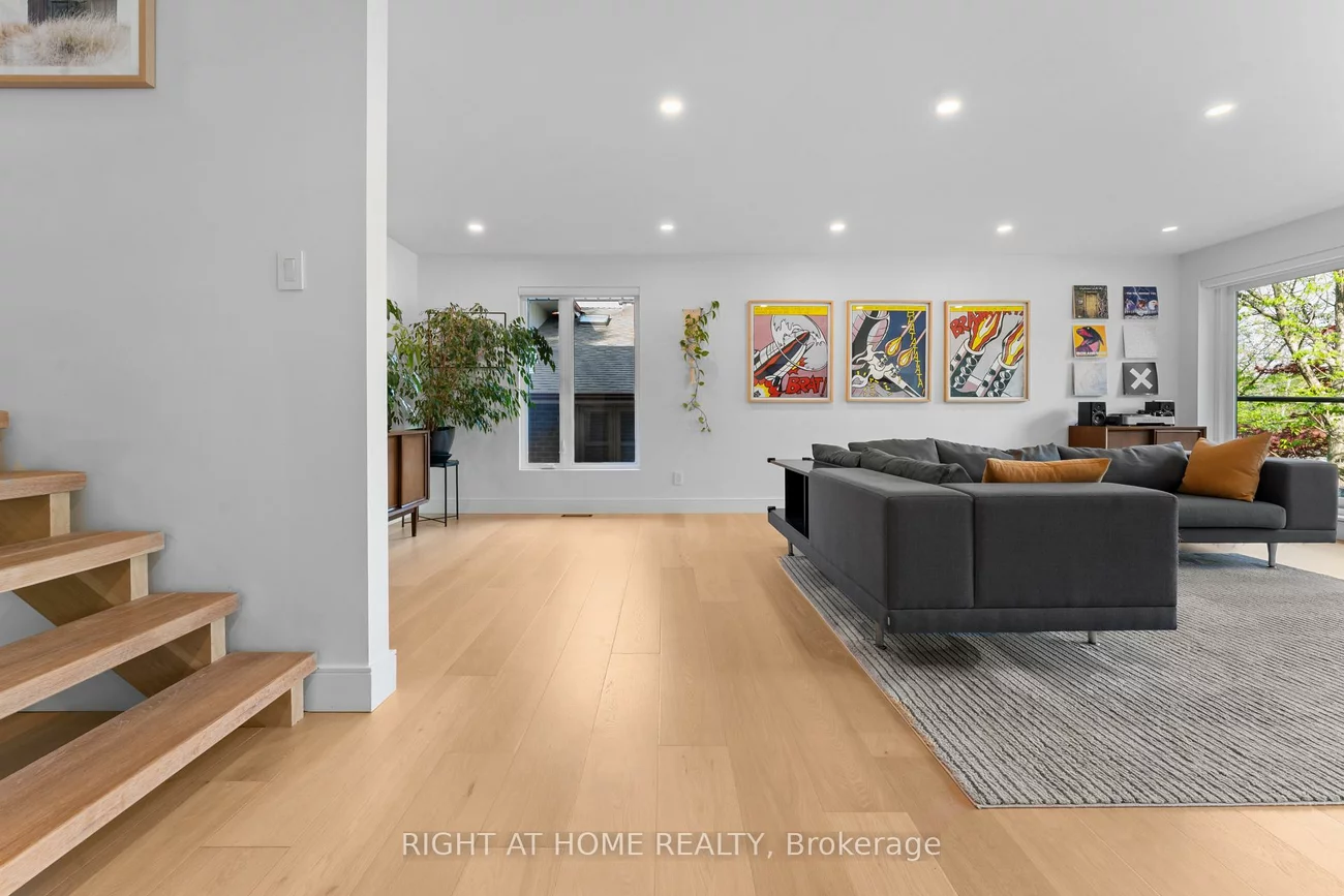 10, Wingrove, Islington-City Centre West, Toronto