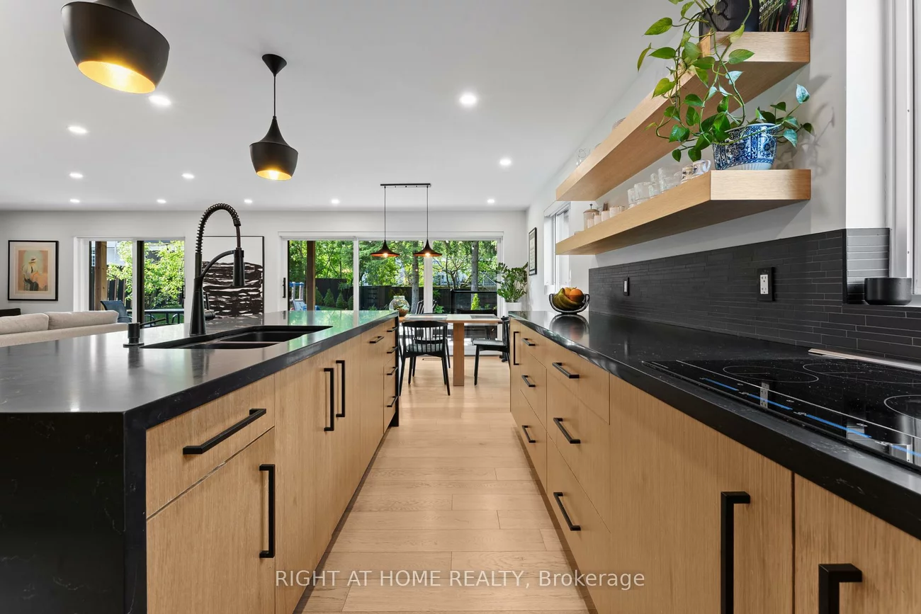 10, Wingrove, Islington-City Centre West, Toronto