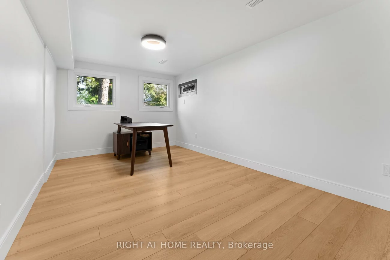 10, Wingrove, Islington-City Centre West, Toronto