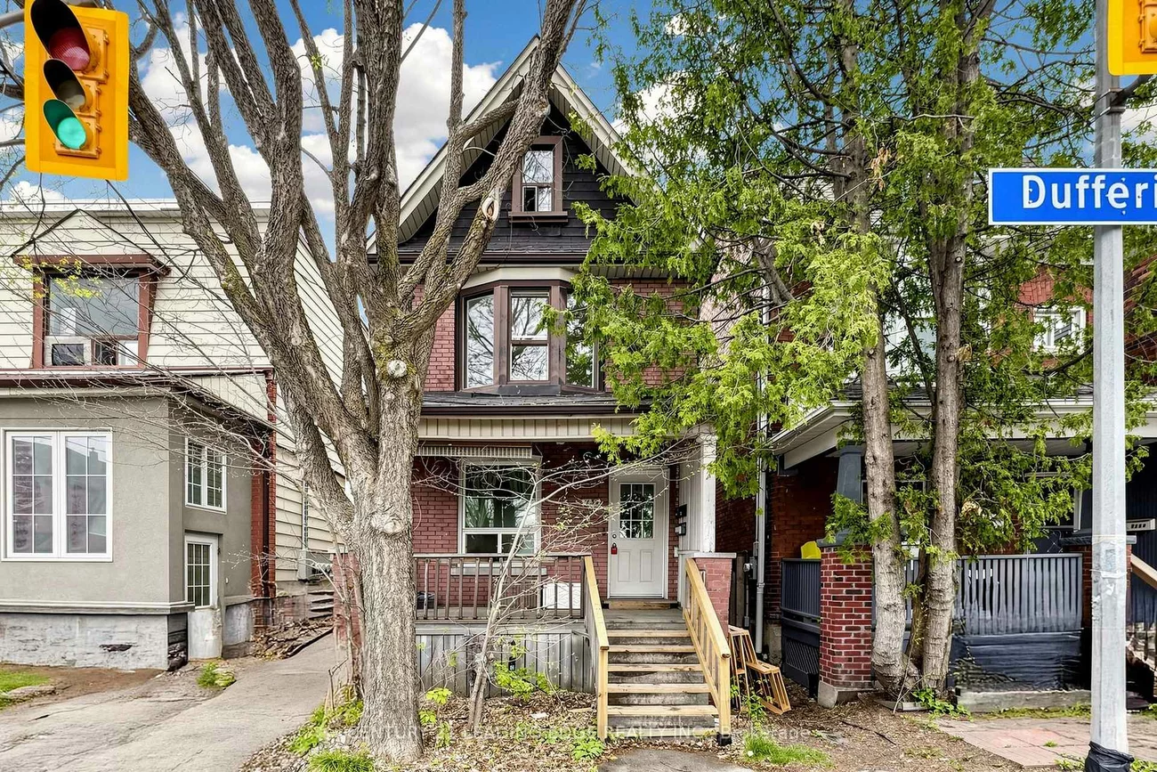 1132, DUFFERIN, Dovercourt-Wallace Emerson-Junction, Toronto
