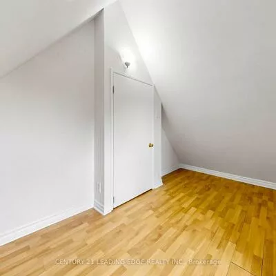 1132, DUFFERIN, Dovercourt-Wallace Emerson-Junction, Toronto