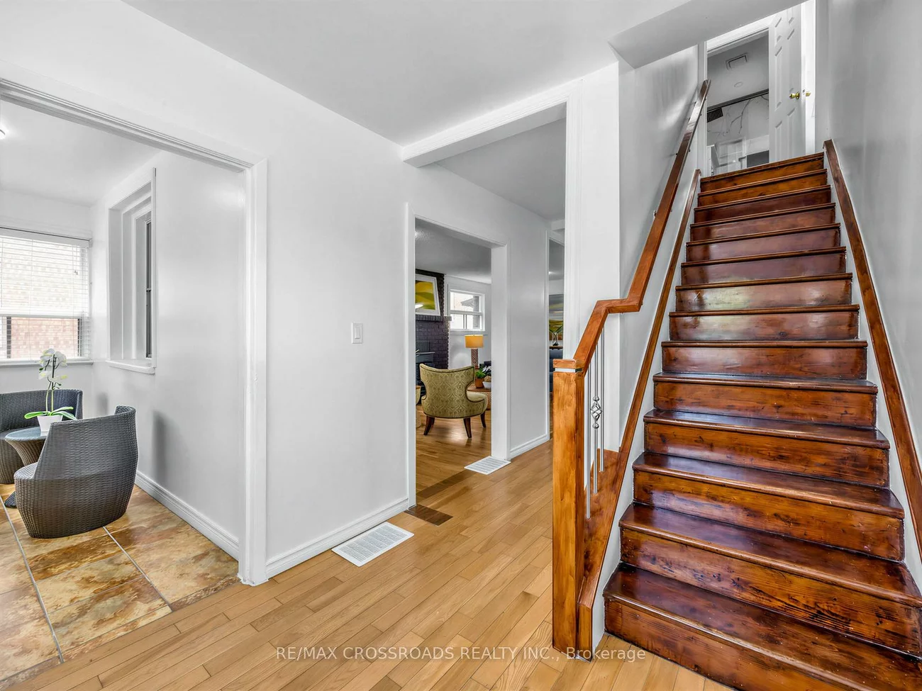 80, Gray, Rockcliffe-Smythe, Toronto