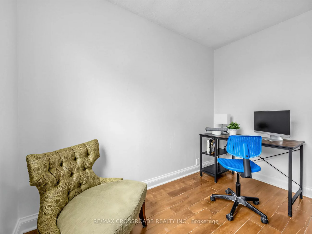 80, Gray, Rockcliffe-Smythe, Toronto