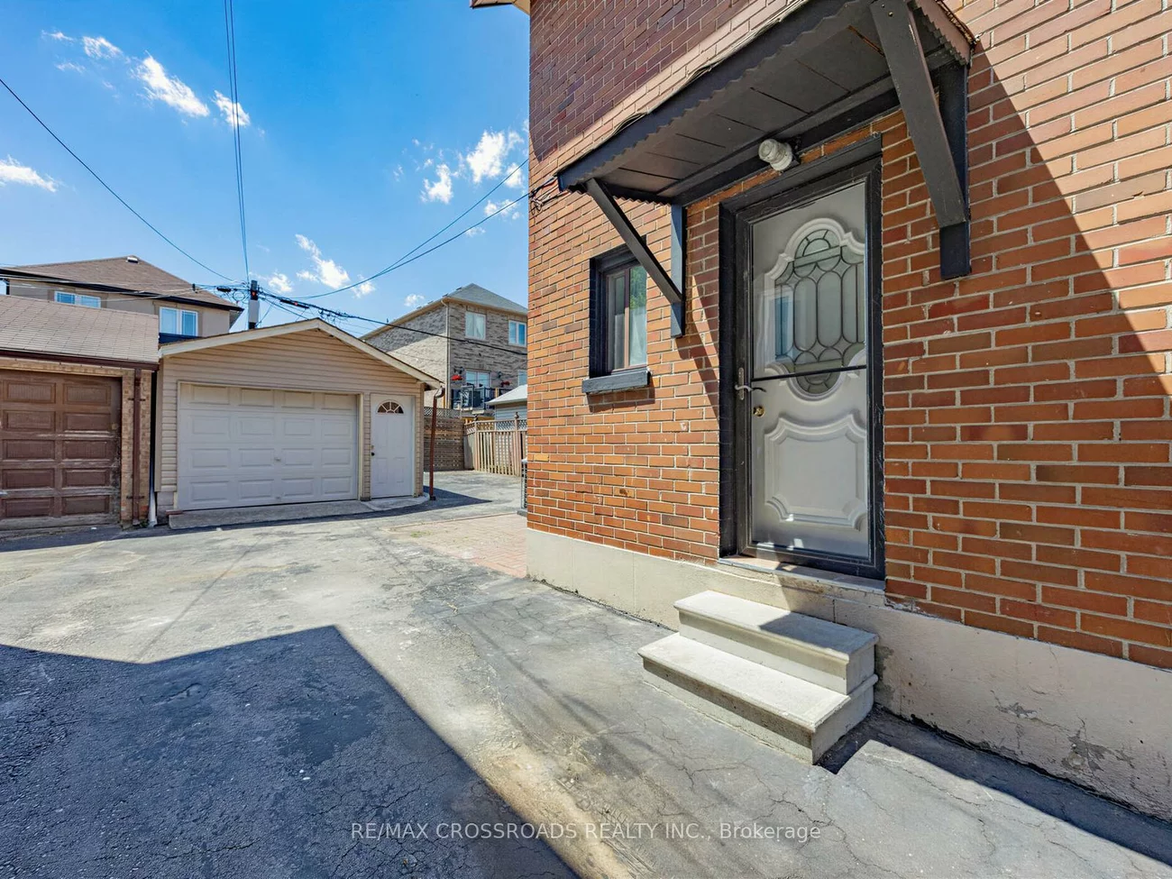 80, Gray, Rockcliffe-Smythe, Toronto