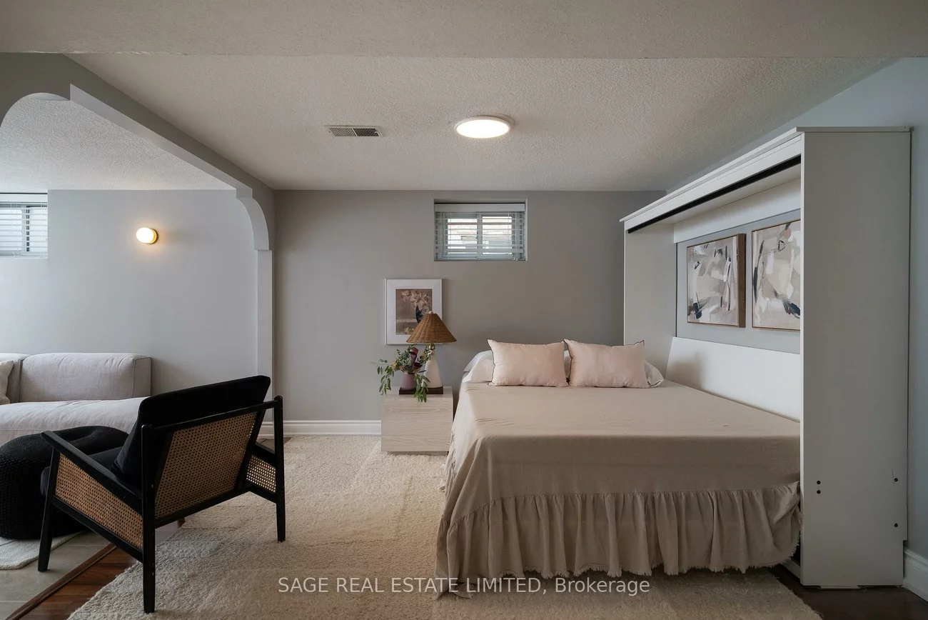 505, Caledonia, Caledonia-Fairbank, Toronto