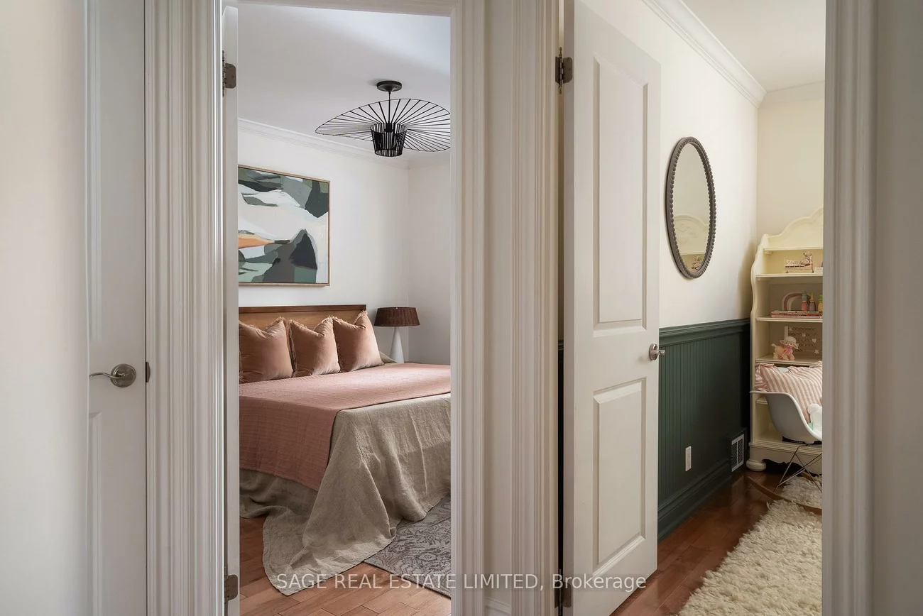 505, Caledonia, Caledonia-Fairbank, Toronto