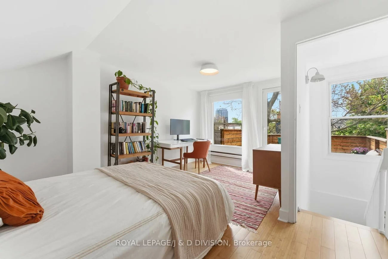 41, Noble, Roncesvalles, Toronto