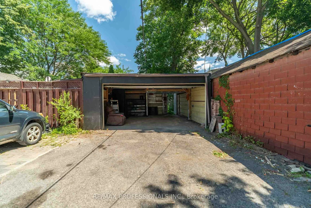 358, Pacific, Junction Area, Toronto