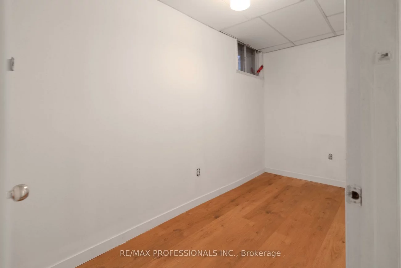 358, Pacific, Junction Area, Toronto
