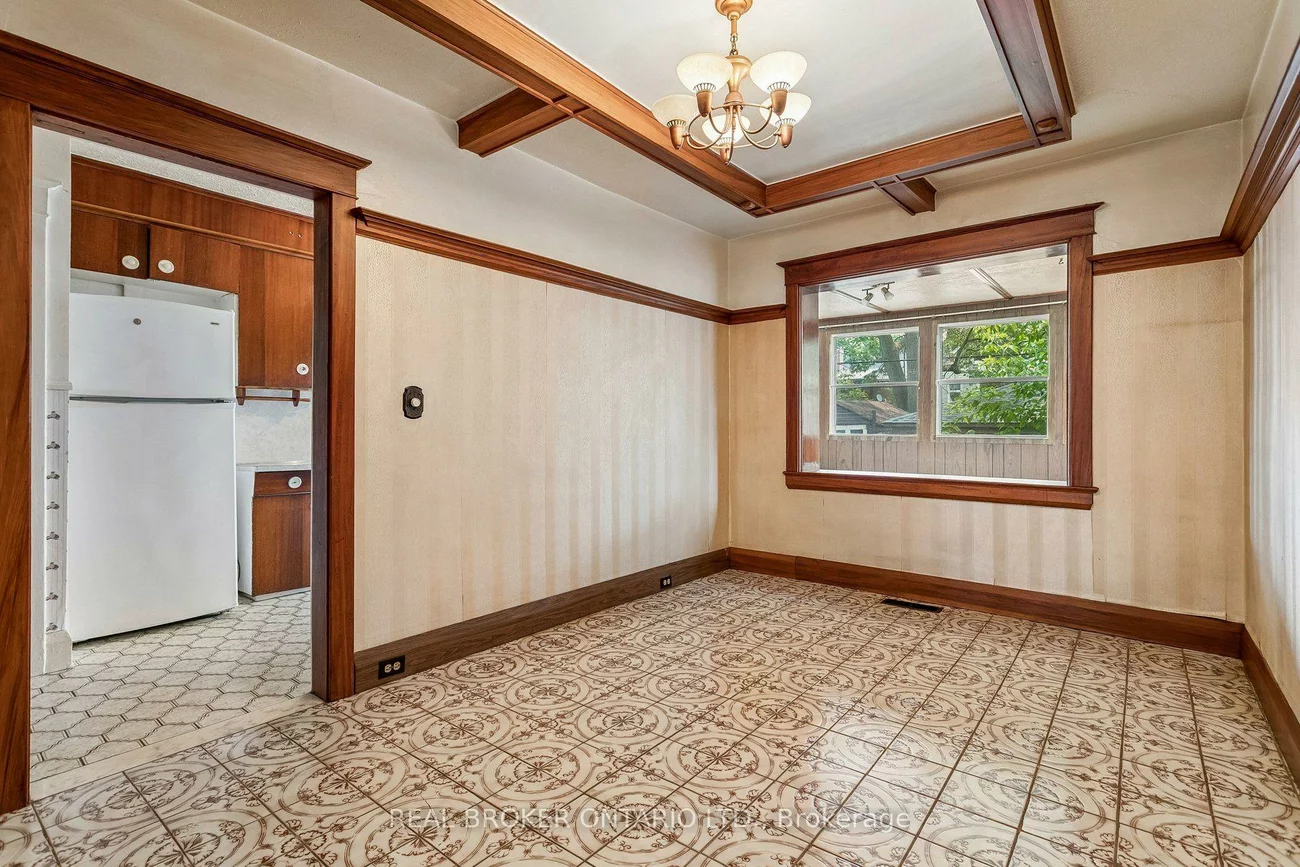 401, Willard, Runnymede-Bloor West Village, Toronto