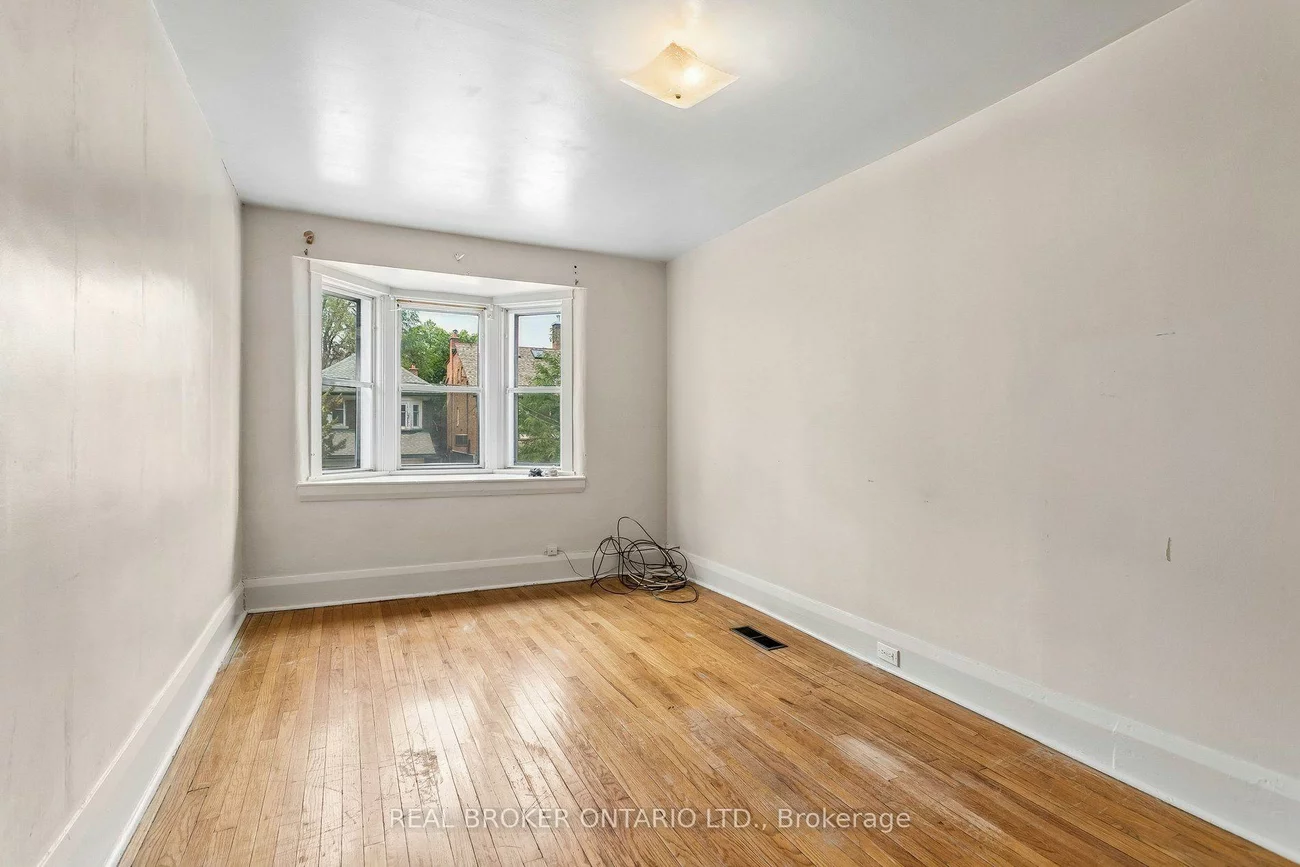 401, Willard, Runnymede-Bloor West Village, Toronto
