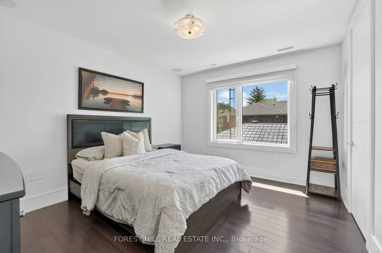 51, Greenfield, Islington-City Centre West, Toronto
