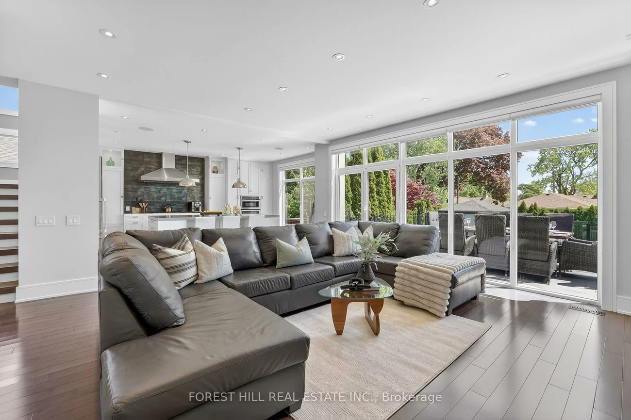51, Greenfield, Islington-City Centre West, Toronto