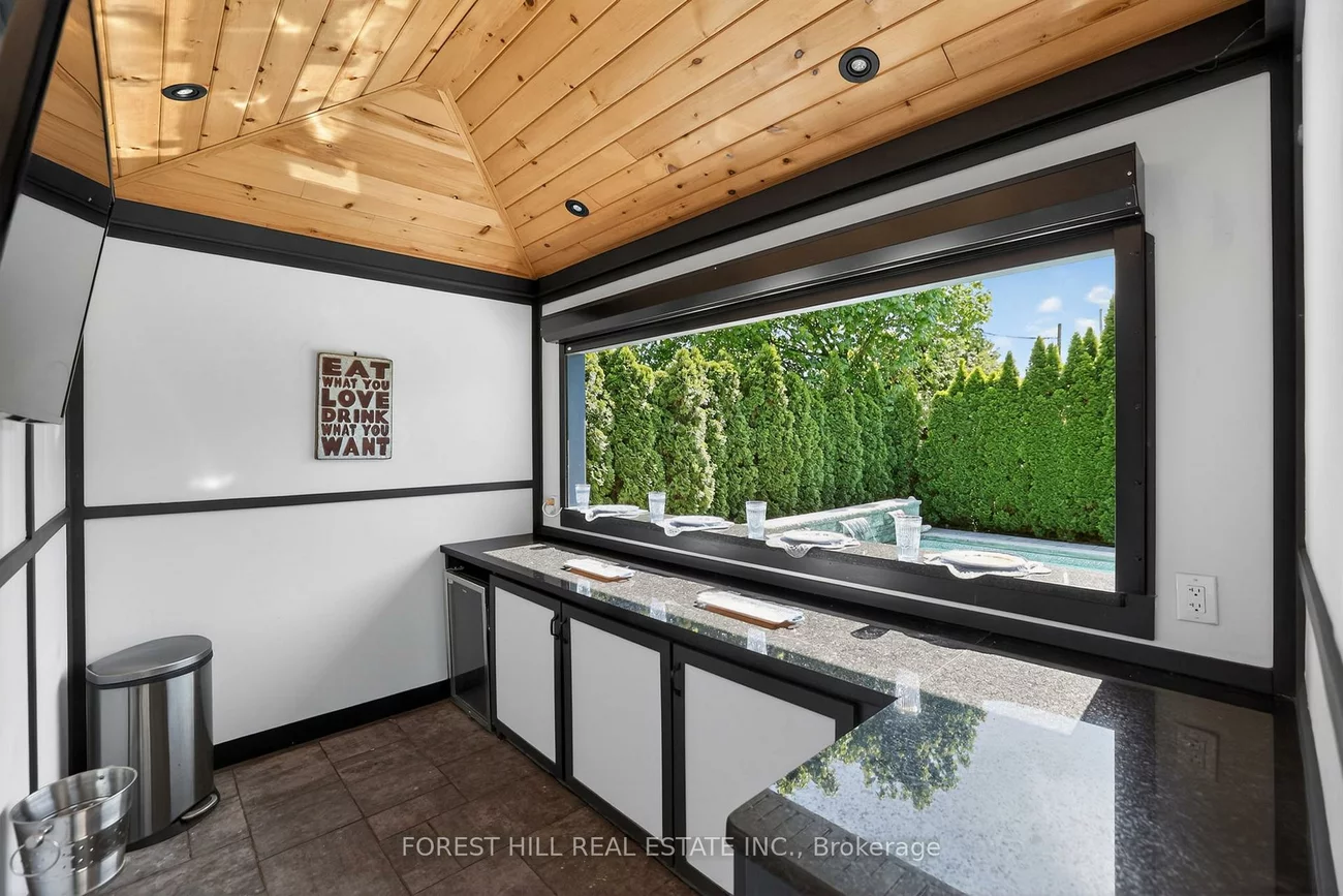 51, Greenfield, Islington-City Centre West, Toronto
