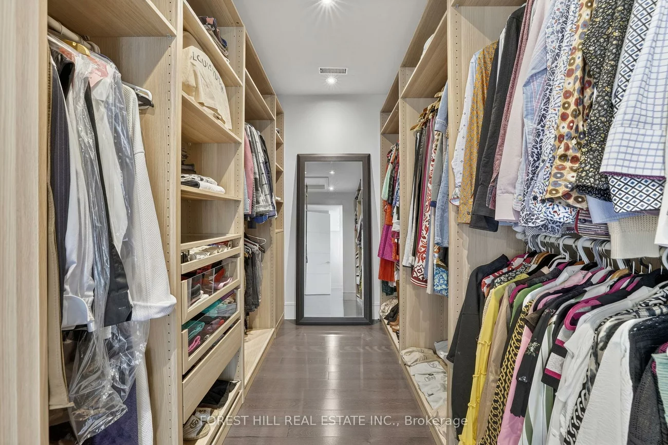 51, Greenfield, Islington-City Centre West, Toronto