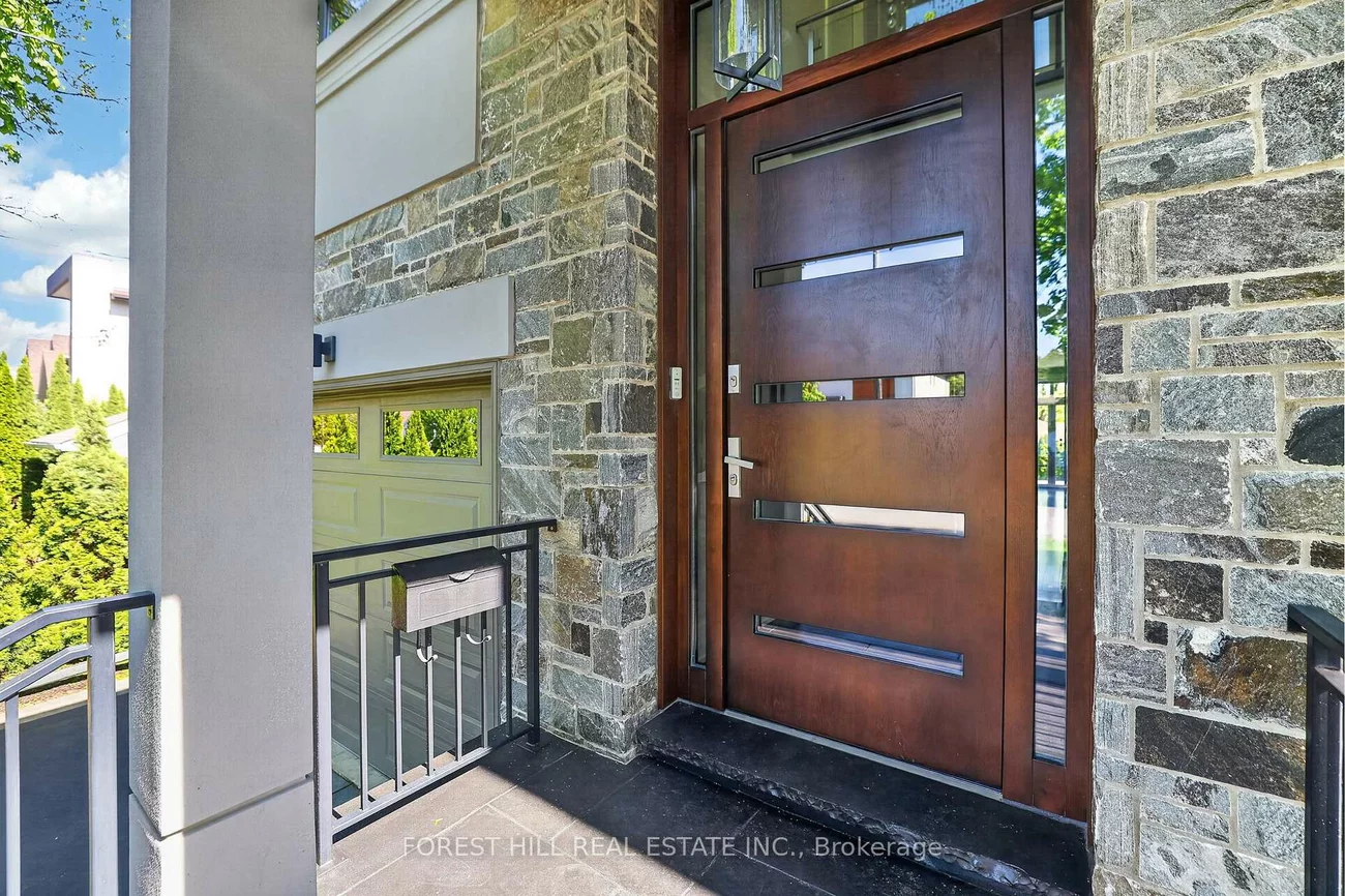 51, Greenfield, Islington-City Centre West, Toronto