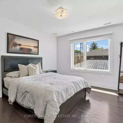 51, Greenfield, Islington-City Centre West, Toronto
