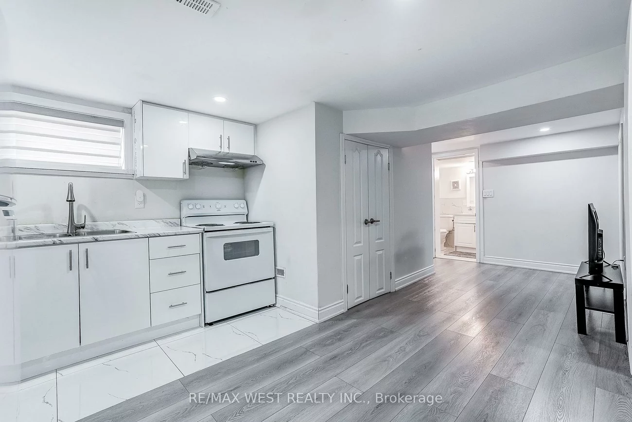 19, Archway, Humbermede, Toronto