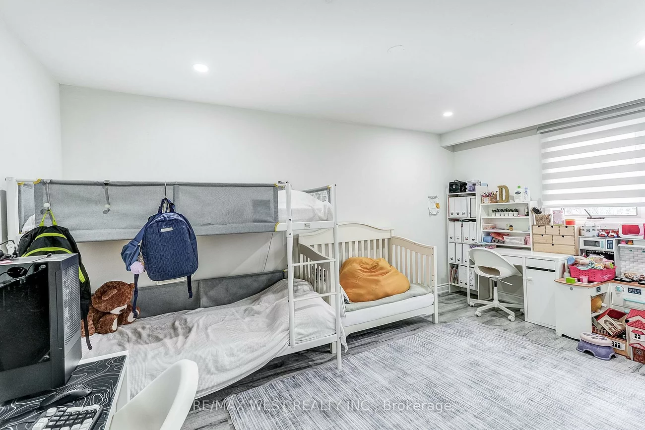 19, Archway, Humbermede, Toronto