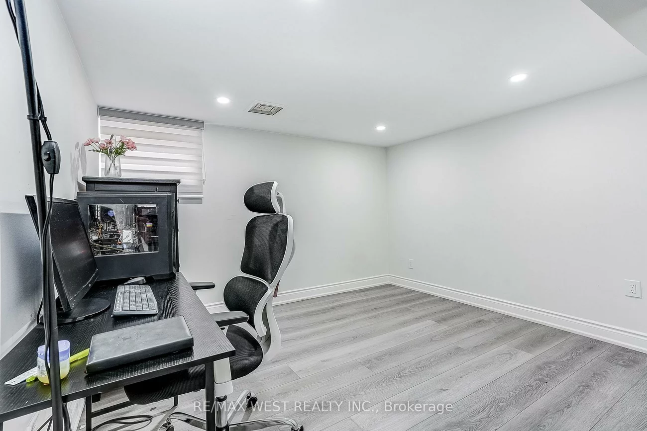 19, Archway, Humbermede, Toronto