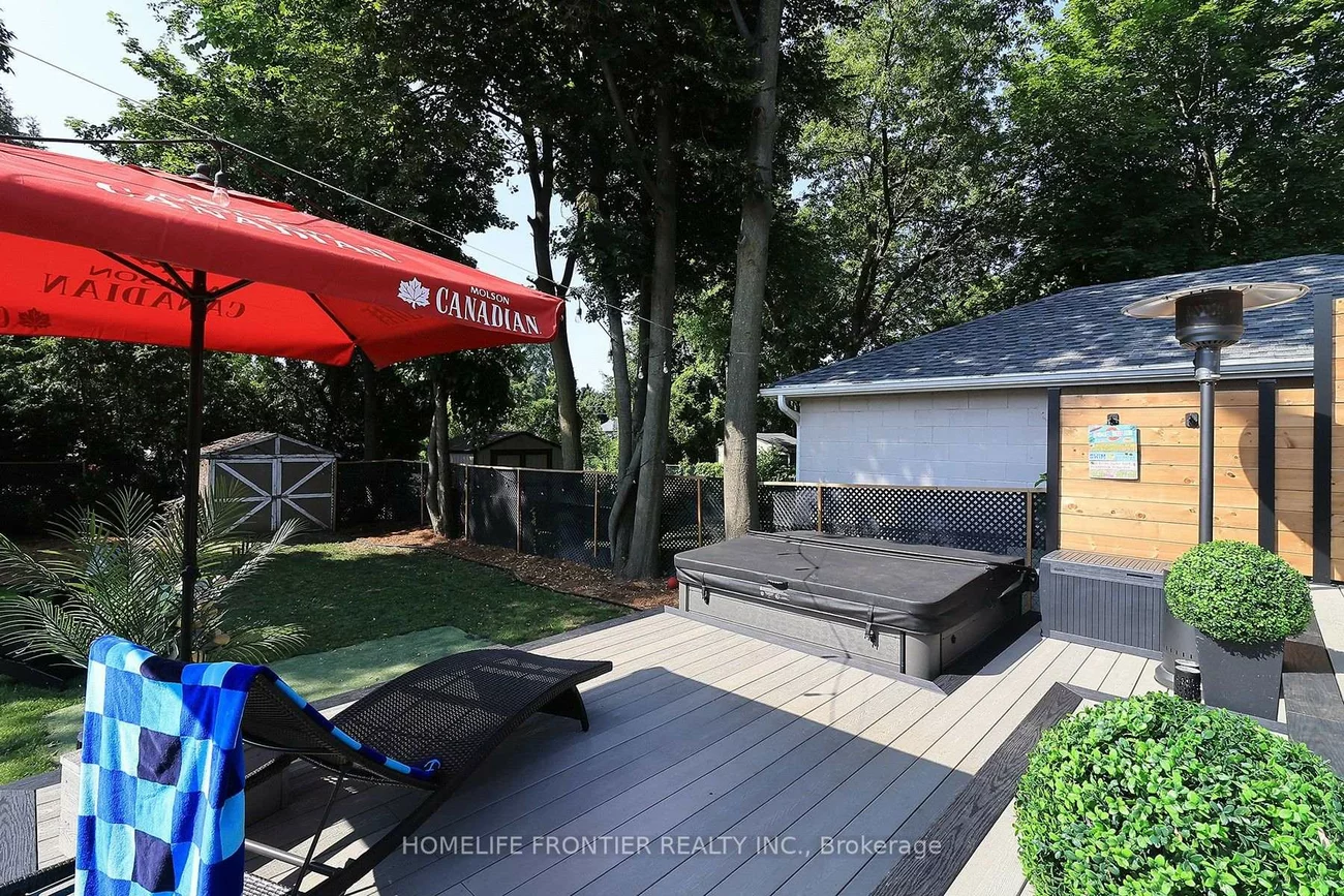 23, Whaley, Alderwood, Toronto