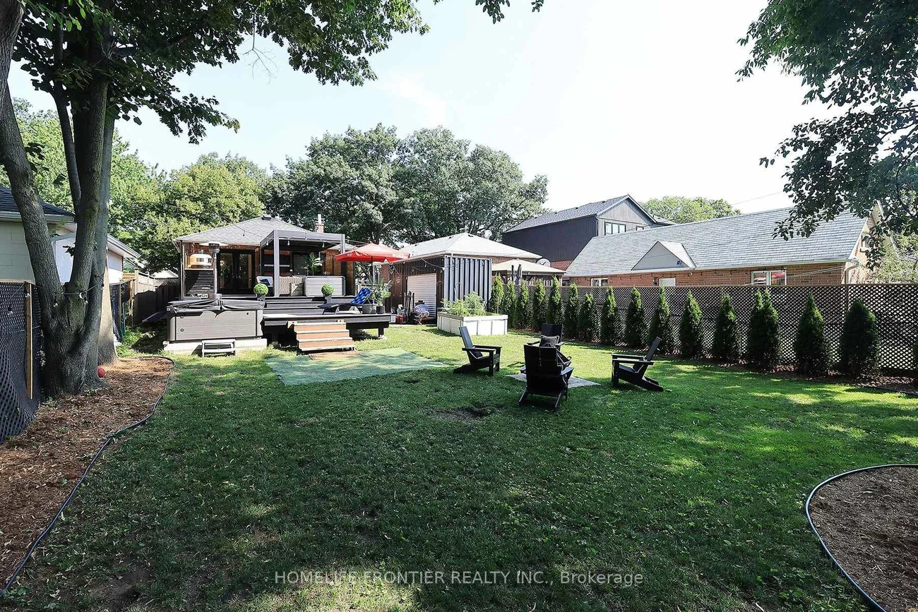 23, Whaley, Alderwood, Toronto
