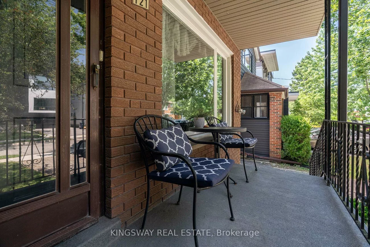 121, Lake, Mimico, Toronto
