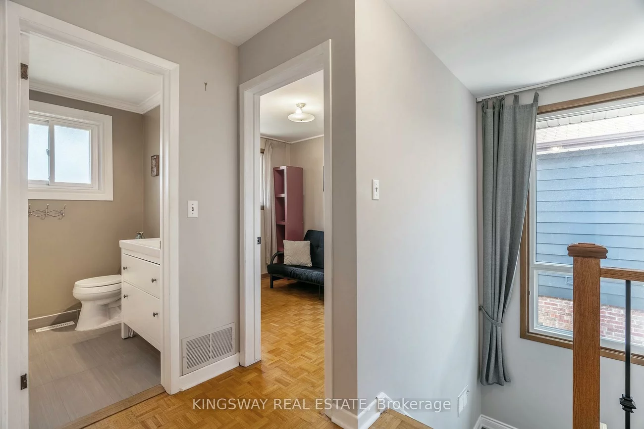 121, Lake, Mimico, Toronto