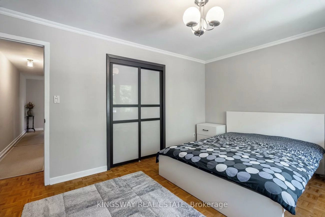 121, Lake, Mimico, Toronto