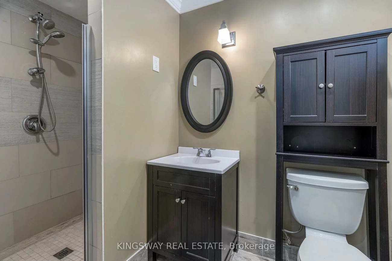 121, Lake, Mimico, Toronto