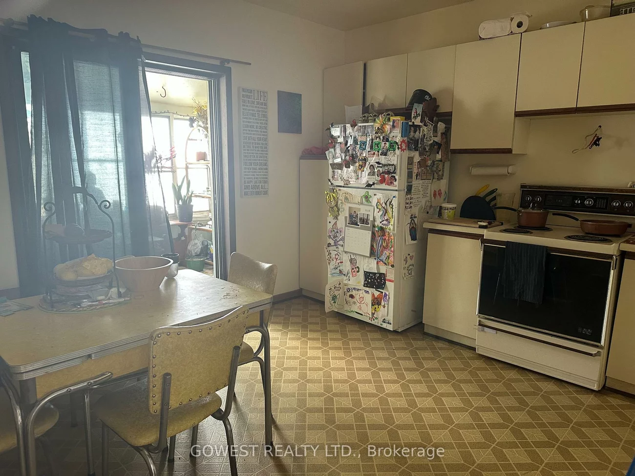 30, Grenadier, Roncesvalles, Toronto