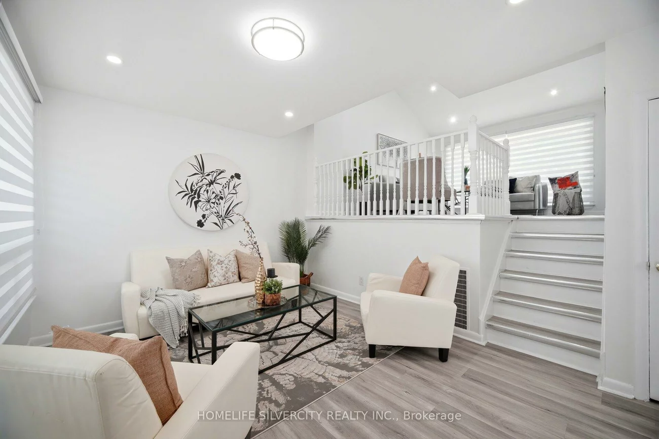 29, Brookmere, Rexdale-Kipling, Toronto